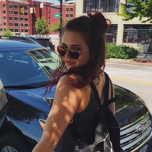 Meet your Posher, Lily